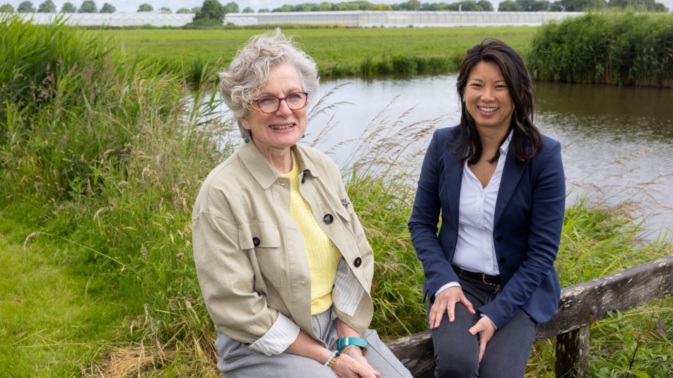 Gabriëlle Mennen van De Ronde Venen en Jenmy Vonk van Kavel Vastgoed bij Het Oosterland